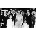 Casamiento de Fairuz junto a Assi Rahbani rodeada con su familia en 1955